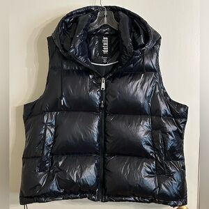 INTL details Hooded Down Shiny Puffer Vest